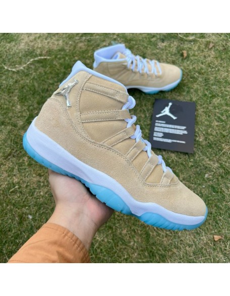 Air Jordan 11